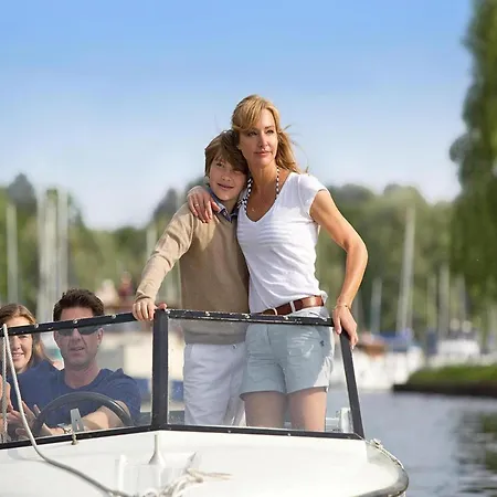 Apartmán Modernes Mit Blick Auf Den Hafen In *